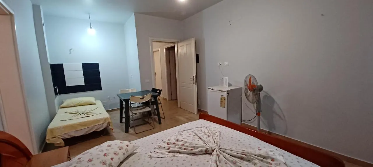 Villa Nuredinaj Vlore