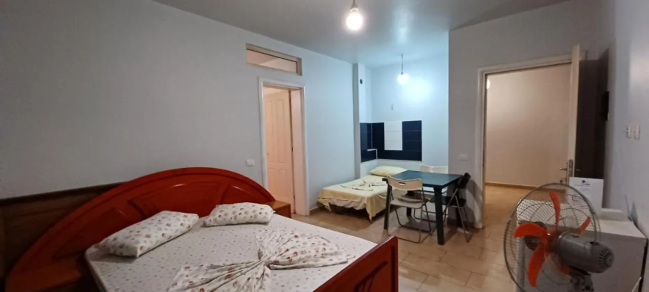 Villa Nuredinaj Vlore 0*,  Albania