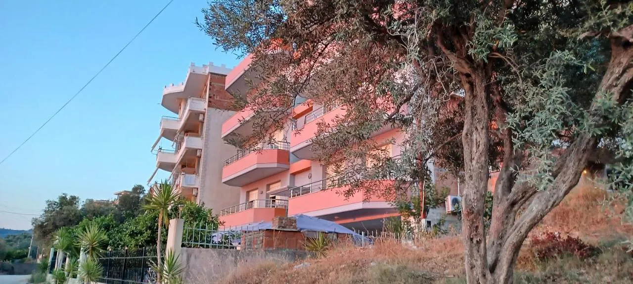 Villa Nuredinaj Vlore