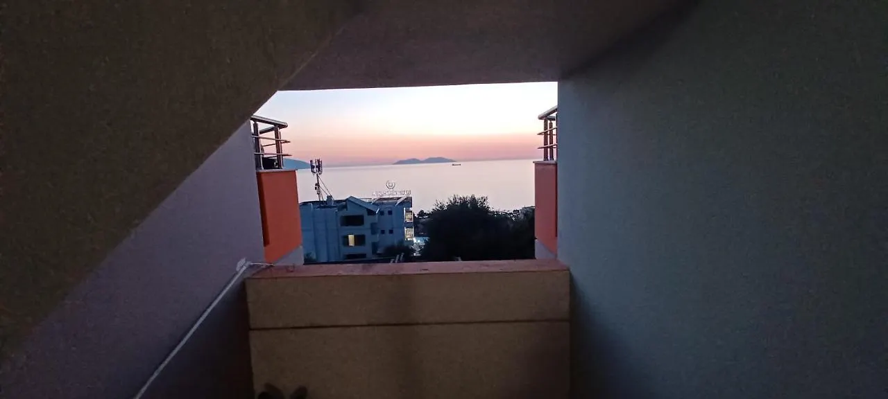 Villa Nuredinaj Vlore
