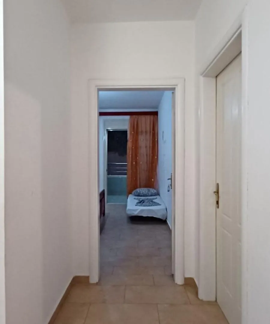 Villa Nuredinaj Vlore 0*,  Albania